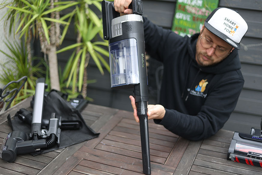 The Shark Stratos crevice nozzle.